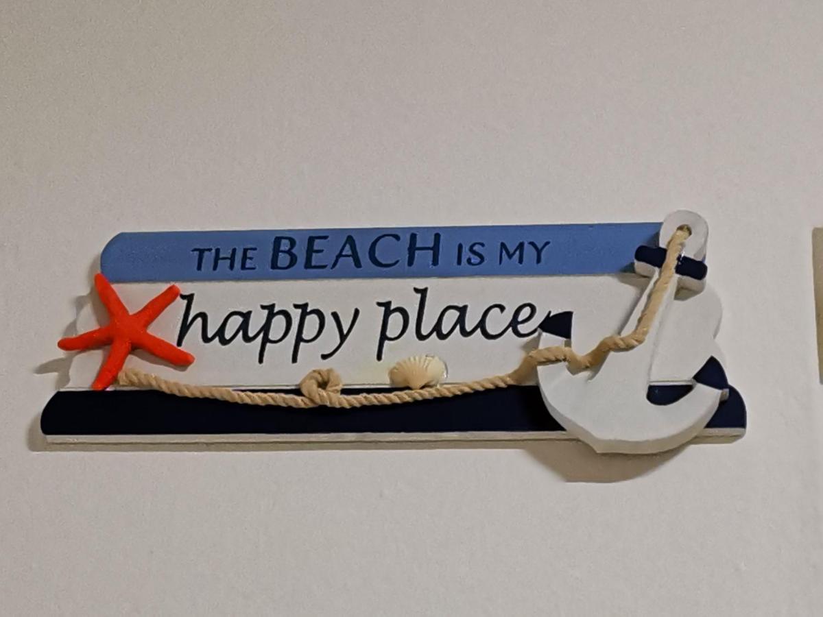 Oceanside Licenced Tourist Residence Flic-en-Flacq Екстериор снимка
